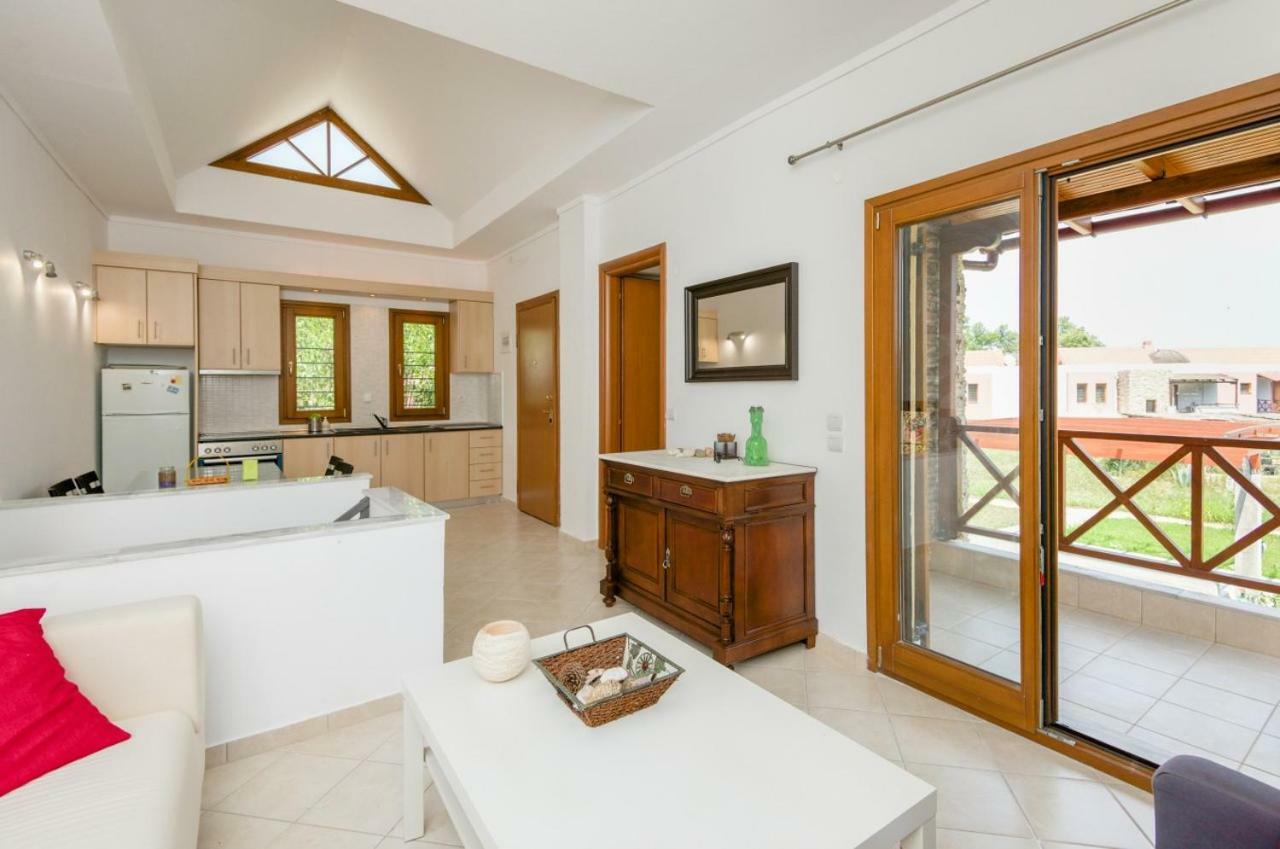 Villa Modern House à Ierissos Extérieur photo