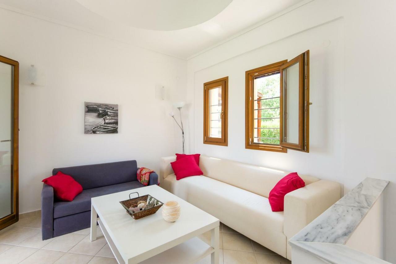 Villa Modern House à Ierissos Extérieur photo